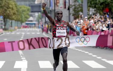 'Marziano' Kipchoge: bis olimpico nella maratona
