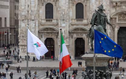 Tre anni a Milano-Cortina: l'alzabandiera in Duomo