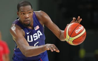 Kevin Durant of the USA in action during the Basketball Men's Gold Medal Game between Serbia and the USA during the Rio 2016 Olympic Games at the Carioca Arena 1 in the Olympic Park in Rio de Janeiro, Brazil, 21 August 2016. Photo: Friso Gentsch/dpa