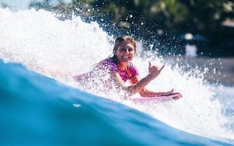 epa07567151 A handout photo made available by the World Surf League (WSL) of Australia's Stephanie Gilmore reacting during round 1 of the Corona Bali Protected surfing event as part of the 2019 World Surf League in Keramas, Bali, Indonesia, 13 May 2019.  EPA/MATT DUNBAR - WSL HANDOUT  HANDOUT EDITORIAL USE ONLY/NO SALES