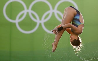 epa05494500 Maria Kurjo of Germany in action in the women's 10m Platform Diving Preliminary Round competition of the Rio 2016 Olympic Games Diving events at the Maria Lenk Aquatics Centre in the Olympic Park in Rio de Janeiro, Brazil, 17  August 2016.  EPA/Patrick B. Kraemer