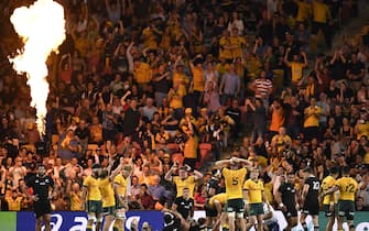 BRISBANE, AUSTRALIA - NOVEMBER 07: Wallabies celebrate a Taniela Tupou try during the 2020 Tri-Nations match between the Australian Wallabies and the New Zealand All Blacks at Suncorp Stadium on November 07, 2020 in Brisbane, Australia. (Photo by Albert Perez/Getty Images)