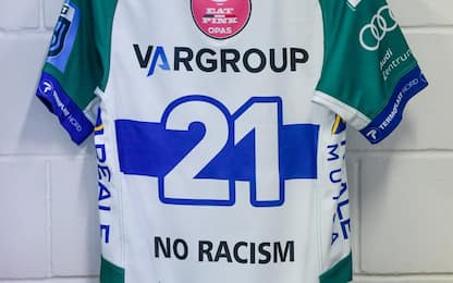 Caso Traoré, Benetton con magliette "no razzismo"