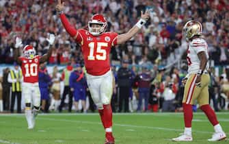 MIAMI, FLORIDA - FEBRUARY 02: Patrick Mahomes #15 of the Kansas City Chiefs celebrates after throwing a touchdown pass against the San Francisco 49ers during the fourth quarter in Super Bowl LIV at Hard Rock Stadium on February 02, 2020 in Miami, Florida. (Photo by Jamie Squire/Getty Images)