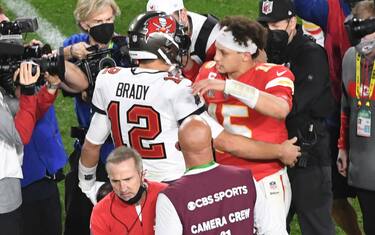 Brady, i tifosi e Sarah: spettacolo a Tampa. FOTO