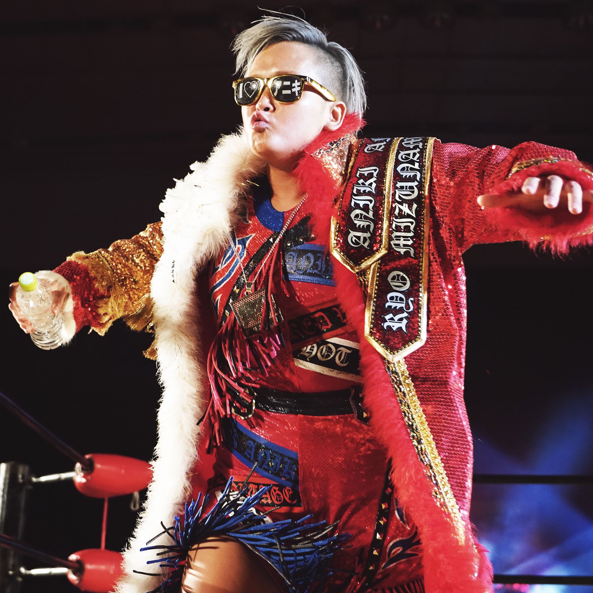 aew