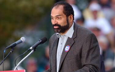 October 20, 2004; Pittsburgh, PA, USA; Retired Pittsburgh Steeler great, FRANCO HARRIS speaks at a rally for Presidential Candidate, Senator John Kerry visits Carnegie Mellon University in Oakland.