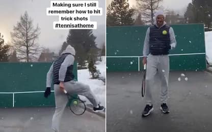 A casa di Federer: che colpi sotto la neve! VIDEO