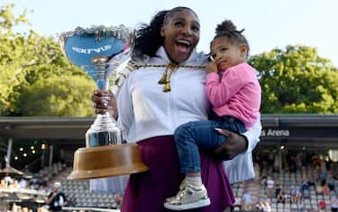 Serena Williams nel calcio con la figlia di 2 anni