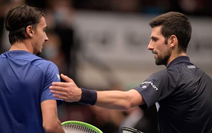 Atp Vienna Impresa Sonego Djokovic Ko 6 2 6 1 Sky Sport