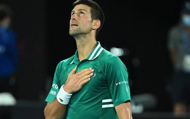 Djokovic non sbaglia: 9^ finale a Melbourne