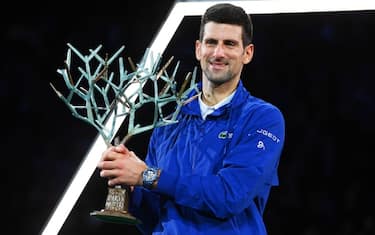 Djokovic vince Parigi Bercy: Medvedev ko in finale