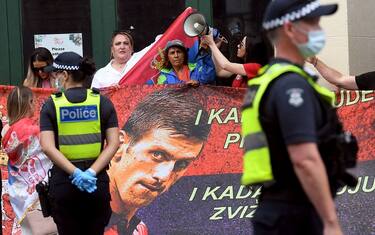Ministra Australia: "Djokovic non è prigioniero"