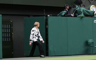 LONDON, ENGLAND - JULY 03: Former Tennis Player, Margaret Court walks out for the Centre Court Centenary Ceremony on day seven of The Championships Wimbledon 2022 at All England Lawn Tennis and Croquet Club on July 03, 2022 in London, England. (Photo by Ryan Pierse/Getty Images)