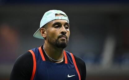 Kyrgios salta Parigi, ferito durante una rapina 