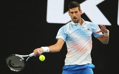 Djokovic-Tsitsipas LIVE: Nole vince il 1° set