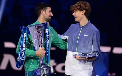Djokovic vince le Finals: Sinner ko 6-3, 6-3