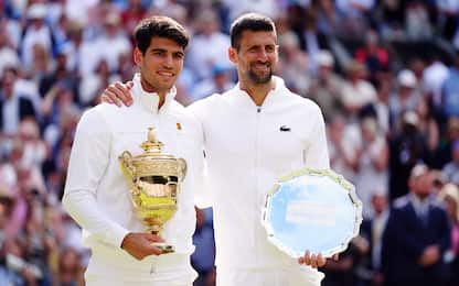 Alcaraz si conferma re di Wimbledon: Djokovic ko