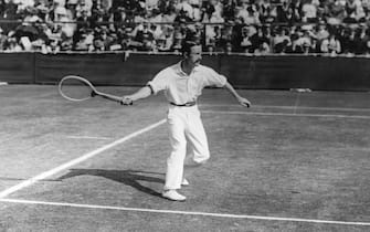 Tennis player Arthur Wentworth Gore on his way to winning the men's singles championships at Wimbledon.  Original Publication: People Disc - HD0243   (Photo by Hulton Archive/Getty Images)
