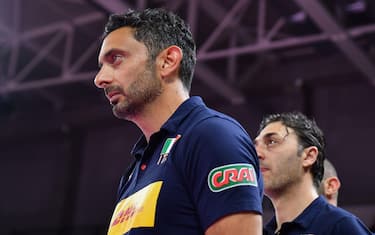 Pala Wanny, Florence, Italy, May 22, 2022, Davide Mazzanti (Head Coach of Italy)  during  Test Match - Women Italy vs Women Bulgaria - Volleyball Test Match