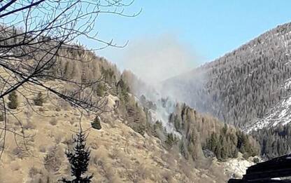 Incendi: rogo boschivo sopra La Thuile, in arrivo elicottero