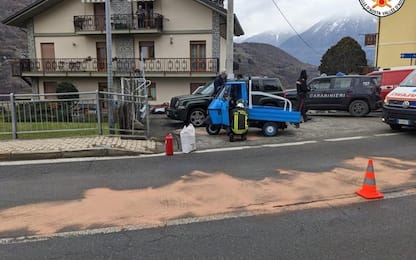 Motocarro contro auto a Gignod, un ferito
