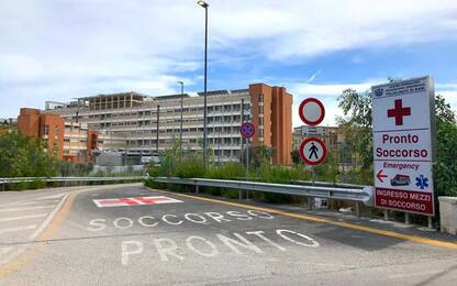 >ANSA-IL-PUNTO/COVID:Puglia in zona gialla,oggi altri 8.423 casi