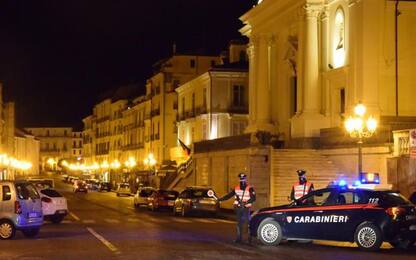 Furti in centro commerciale, carabinieri arrestano 4 persone