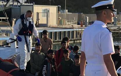 Migranti: ancora uno sbarco a Roccella Ionica, arrivati 38