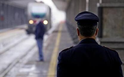 Muore investita da treno nel Fiorentino, attraversava binari