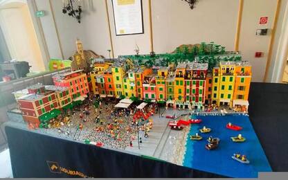 Portofino ricostruita con 100 mila mattoncini Lego