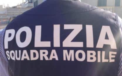 Cinquantenne trovato morto in strada a Genova