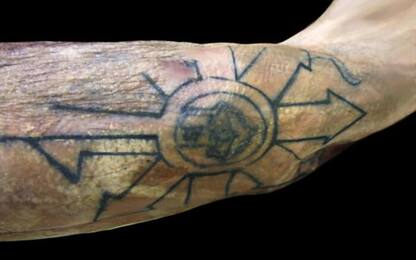 Tatuaggi e riti digiuno,ancora senza nome corpo trovato in bosco