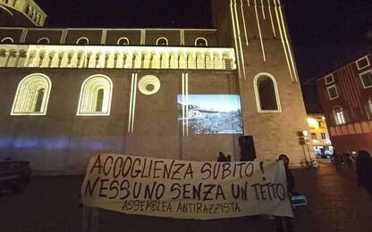 Assemblea antirazzista Trento, 100 persone dormono in strada