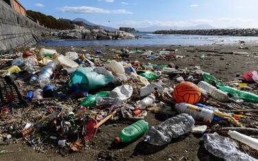 Plastica oceani