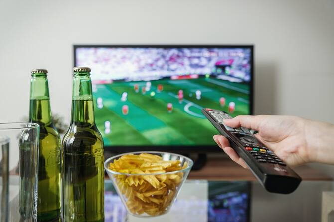 Guardare La Tv Al Buio Fa Male Alla Vista
