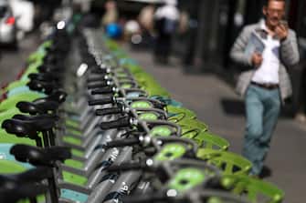 Velib bicycles are parked at a bike-sharing station in central Paris on April 1, 2019. (Photo by KENZO TRIBOUILLARD / AFP)        (Photo credit should read KENZO TRIBOUILLARD/AFP via Getty Images)