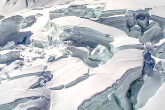 FRANCE, Chamonix-Mont-Blanc : May 05, 2018  shows an aerial view of the crevasse on the "La Mer de Glace" (sea of ice) glacier in Chamonix-Mont-Blanc, French Alps, located on the northern slopes of the Mont Blanc massif.//KONRADK_cryosphere-024/1909240912/Credit:KONRAD K./SIPA/1909240913 (Chamonix - 2019-09-24, KONRAD K./SIPA / IPA) p.s. la foto e' utilizzabile nel rispetto del contesto in cui e' stata scattata, e senza intento diffamatorio del decoro delle persone rappresentate