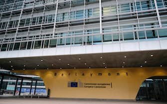 The main entrance of the European Commission building in Brussels, Belgium, 05 December 2020. ANSA / JULIEN WARNAND