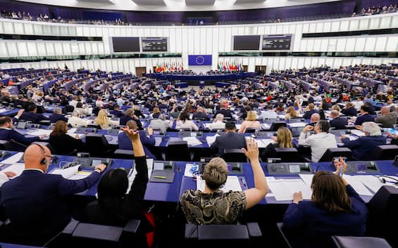 Salario minimo in Europa, via libera alla direttiva Ue - Vimarsana News