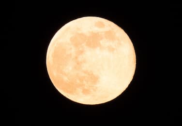 Luna piena oggi 13 luglio, come e quando vederla