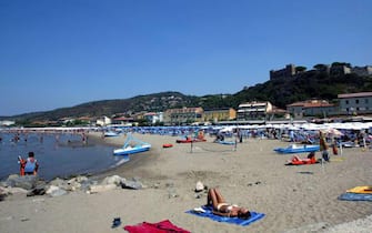 Una veduta di Castiglione della Pescaia, in una immagine di archivio.
ANSA