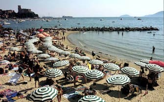 la spiaggia di Lerici in Liguria