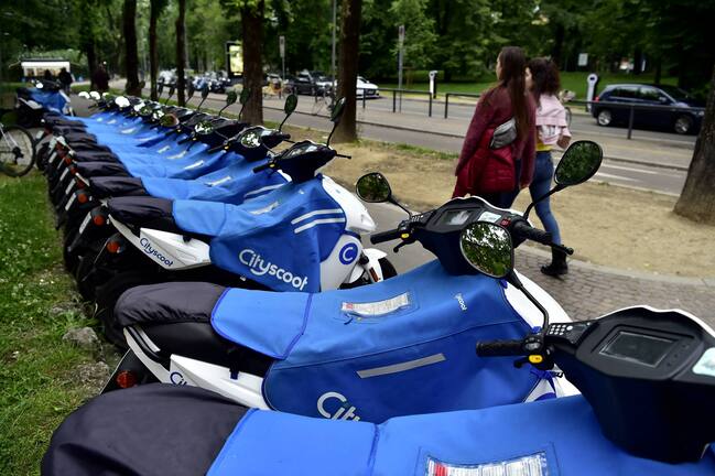 Ecobonus Da Oggi Al Via Incentivi Per Moto E Scooter Elettrici Ecco Come Fare Per Richiederli 7610