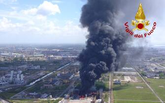 Venezia incendio Marghera