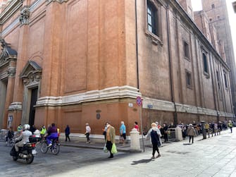 La Chiesa di San Pietro in Via Indipendenza dove sono riprese le celebrazioni liturgiche aperte ai fedeli, Bologna, 18 maggio 2020. ANSA/SARA FERRARI