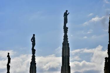 Milano, Coronavirus, Fase 2 riapertura della biglietteria per visitare il Museo del Duomo e salire sulleTerrazze (Duilio Piaggesi/Fotogramma, Milano - 2020-05-29) p.s. la foto e' utilizzabile nel rispetto del contesto in cui e' stata scattata, e senza intento diffamatorio del decoro delle persone rappresentate