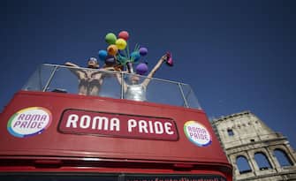 Un momento del corteo Roma Pride 2014. Roma 07 giugno 2014. ANSA/ANGELO CARCONI