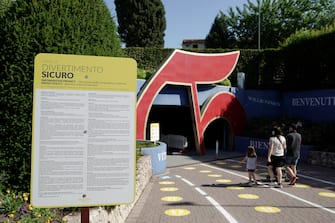 CASTELNUOVO DEL GARDA, ITALY - JUNE 13: General views of the entrance with social distancing signs at the Gardaland Amusement Theme Park opening on June 13, 2020 in Castelnuovo del Garda, Italy. Gardaland Amusement Theme Park is the first one to reopen in Italy after the ease of the lockdown imposed for the Covid-19 pandemic. (Photo by Vittorio Zunino Celotto/Getty Images)