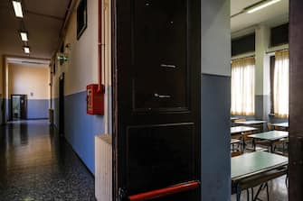 An inside view of the 'Mamiani' high school, empty following the closure of universities and schools due to the coronavisrus emergency, in Rome, Italy, 05 March 2020.  All schools and learning institutions across the country have been shut down until 15 March 2020 in a bid to stem the spread of the SARS-CoV-2 coronavirus that causes the COVID-19 disease. So far, there have been at least 2,700 confirmed cases and 107 deaths from the disease in Italy.
ANSA/ALESSANDRO DI MEO